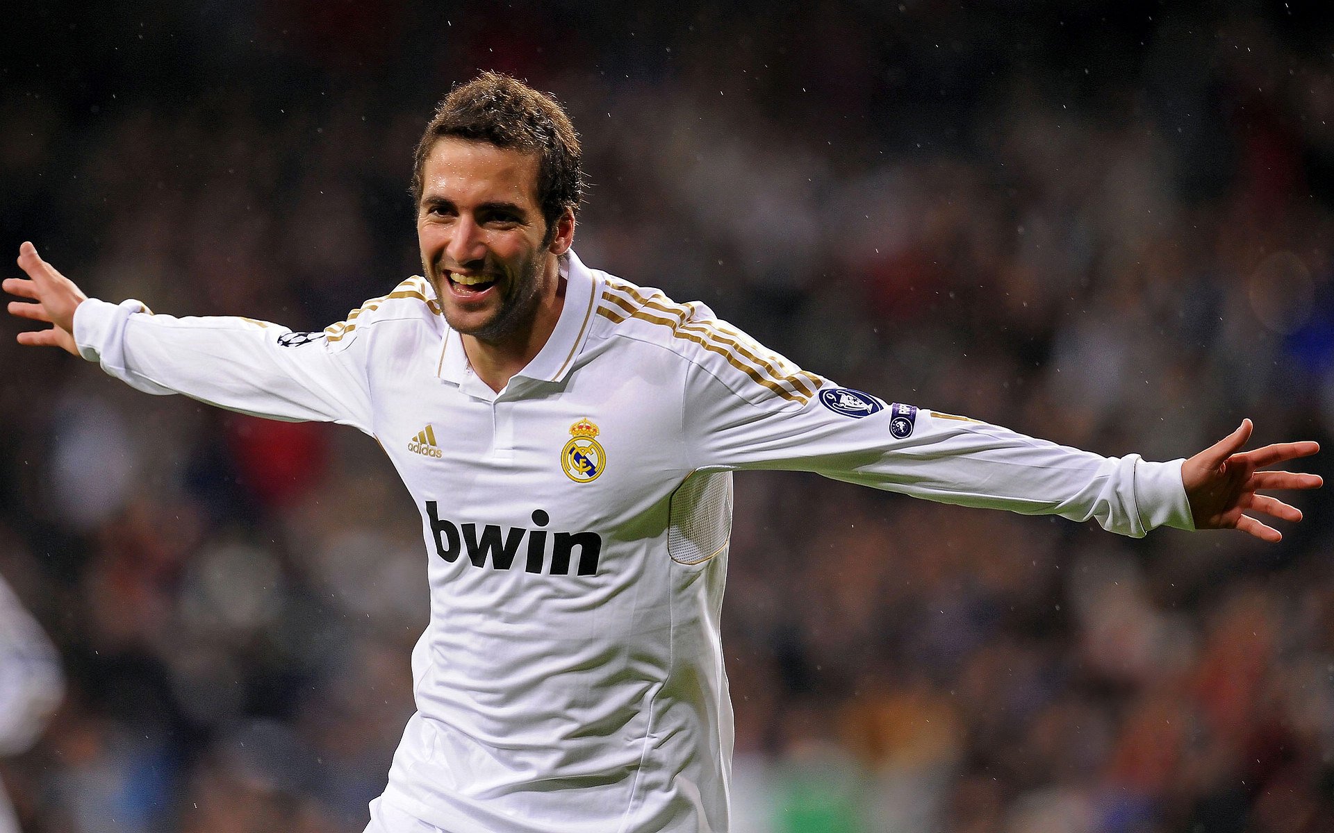 情怀战终结欧冠之旅，传奇画卷落幕，欧冠经典之战